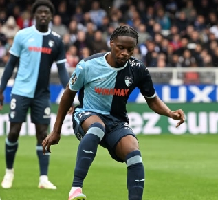 Ismaïl Bouneb ký hợp đồng 4 năm với Le Havre